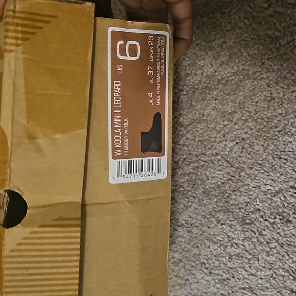 Koolaburra Black Ankle Boots With Leopard Print - Picture 6 of 6